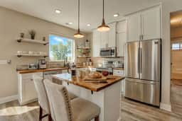 Farmhouse at Lincoln Suites — Smart Home, King Bed, Sheridan WY - Image 5