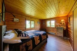 Hideaway Cabin — Mountain Views, Fire Pit, Buffalo WY - Image 4