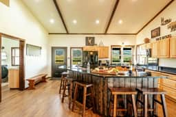 Rachael's Place — Mountain Views, Dayton WY - Image 2
