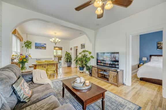 Frackleton House — Pet-Friendly 1910 Craftsman, Fenced Yard, Sheridan WY - Image 1