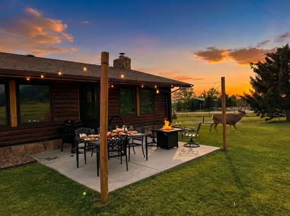 Hideaway Cabin — Mountain Views, Fire Pit, Buffalo WY - Image 2