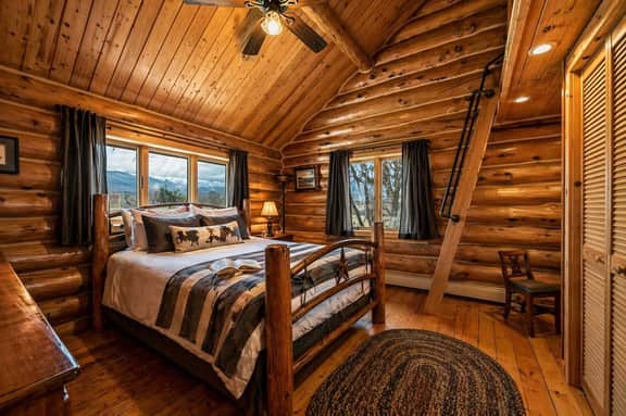 Clear Creek Crossing — Log Cabin, Buffalo WY - Image 4